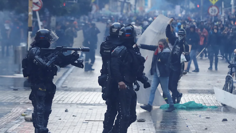 Por decreto, Gobierno busca modificar intervención de autoridad en protestas